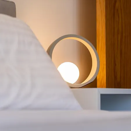 Iridium Old Town Luxury Otel
