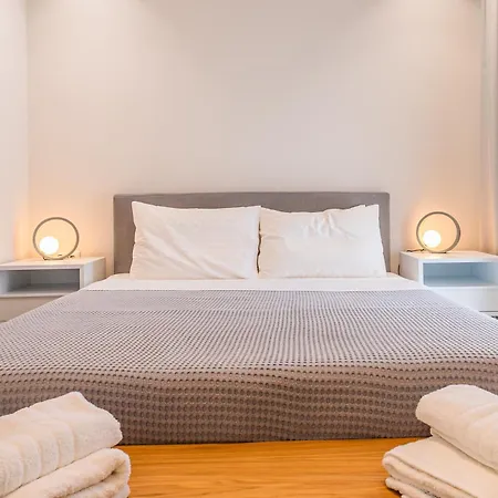 Iridium Old Town Luxury