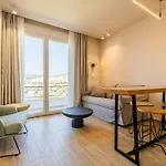Отель Iridium Old Town Luxury *